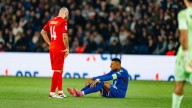 Mbappé regresa a Madrid lesionado