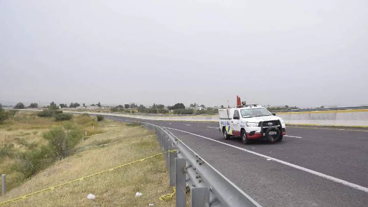 Motociclista muere atropellado por tolva en la autopista León