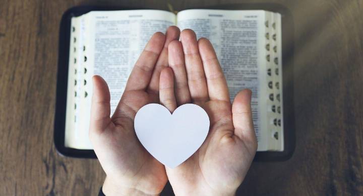 Santa Úrsula: la poderosa intercesora que ayuda a sanar el corazón roto, reza esta oración