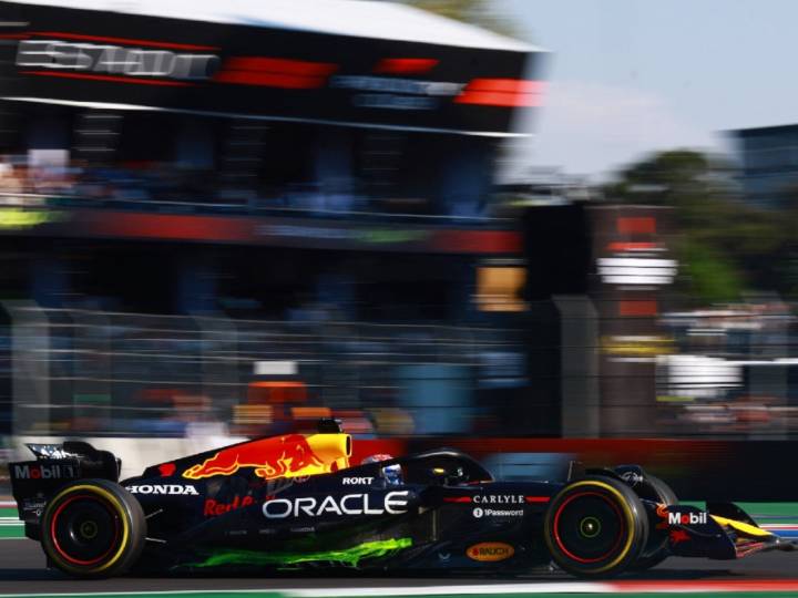 Verstappen admite falta de ritmo en México: “El coche no gira ni tracciona”