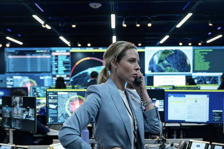 "El mejor del año". El relato de alta tensión en Netflix que recuerda los grandes thrillers de la Guerra Fría