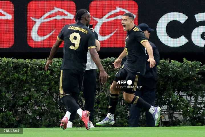 Primer gol con el Tri y un futuro que ilusiona