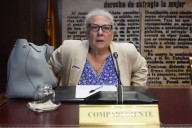 La empresaria que asegura haber llevado 90.000 euros a Ferraz se ratifica de todo en el Senado