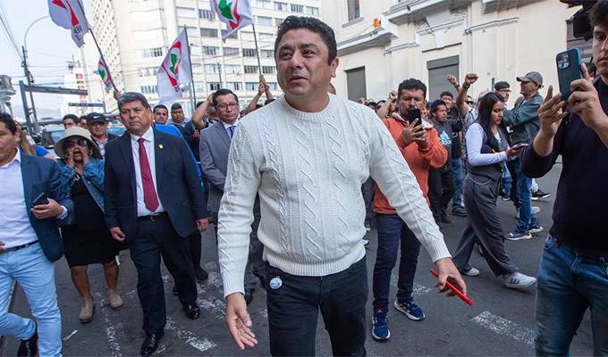 Abogado de Guillermo Bermejo tras condena a 15 años de prisión: Congresista es un preso político