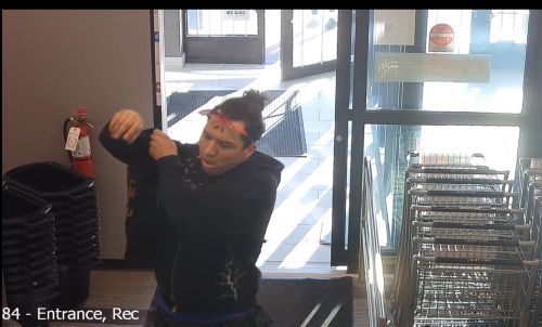 RCMP Report: Police seek suspect in Portage liquor theft, Selkirk man charged, Strathclair couple on the run