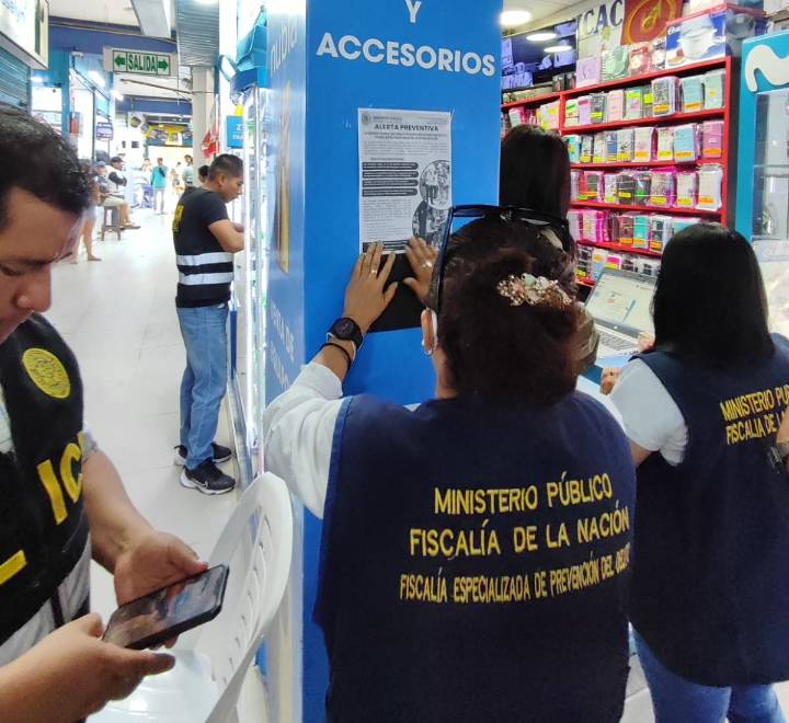 Sullana: ejecutan operativo contra venta ilegal de chips
