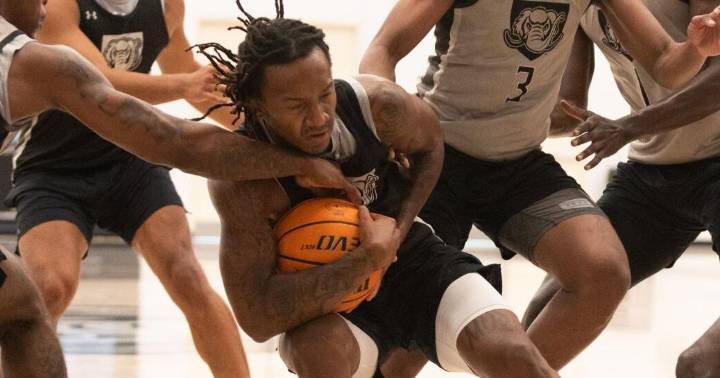 Summit City's Mikale Stevenson back to lead PFW