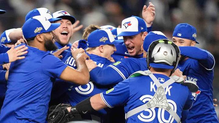 Surging Blue Jays flip narrative with win over Yankees