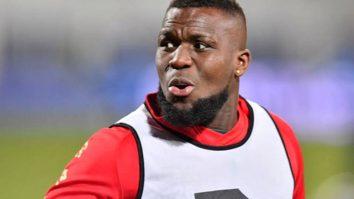 Royston Drenthe, ingresado en el hospital tras sufrir un derrame cerebral