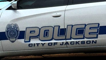 Police searching for suspects after homicide on Cooper Road in Jackson