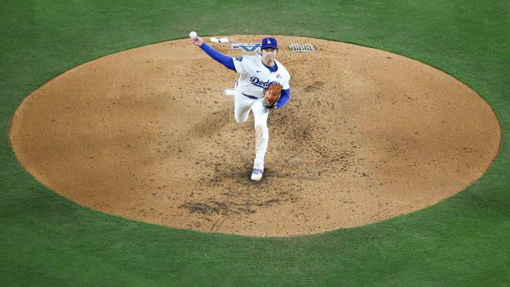 Shohei Ohtani has an off night in his two-way World Series debut