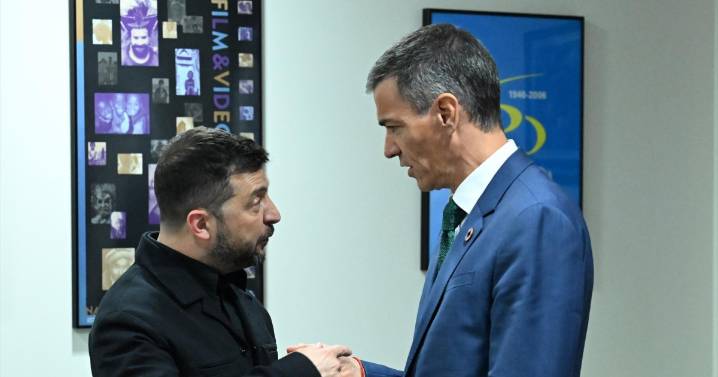 España se suma a la iniciativa de la OTAN y comprará armamento a EE.UU. para suministrarlo a Ucrania