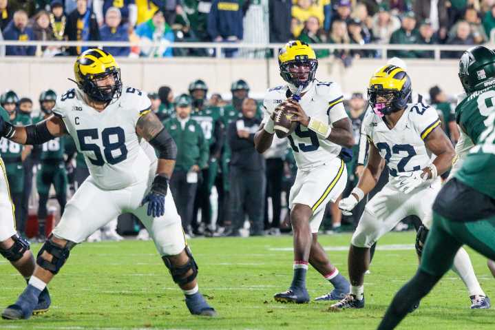 Michigan snap counts, PFF grades: Passing game goes stagnant vs. MSU