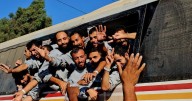 Aseguran que más de 150 prisioneros palestinos liberados son obligados al exilio
