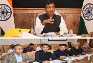 Divisional Commissioner Kashmir Reviews Measures to Decongest city Roads