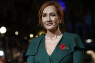 Llama J.K. Rowling 'ignorante' a Emma Watson por tema trans