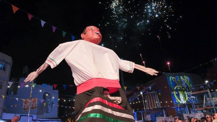 Las Fiestas del Pilar arrancan con un pregón de Ana María Moreno en defensa de la memoria, la comunidad y los papagüevos