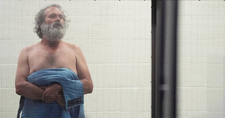 Plan unclear for man charged with stalking Jennifer Aniston