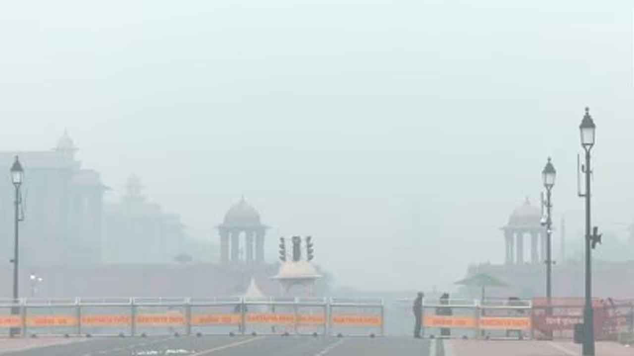 Delhi Suffocates On Diwali: AQI Hits ‘Severe’ Levels Despite GRAP Stage 2 Curbs