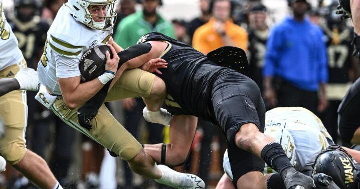 AP Top 25 Extra Points: Keeping the Ramblin' Wreck on track is Georgia Tech goal as top