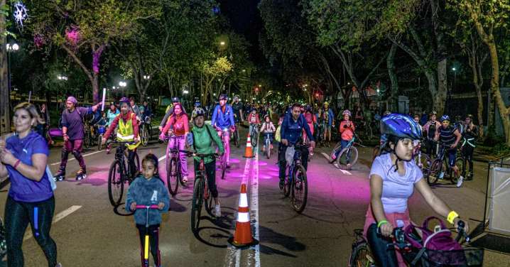 Providencia cerrará 3,6 km de calle por CicloRecreoVía Nocturna: Conoce fecha y tramo "rosa" por cáncer de mama