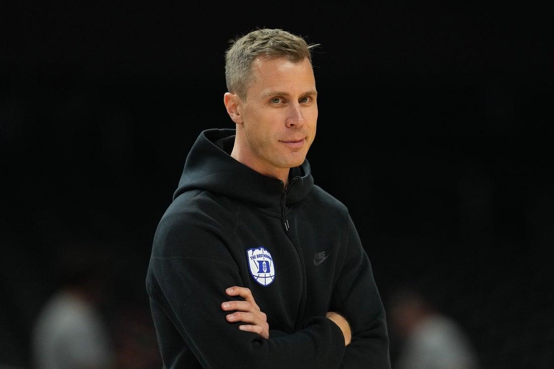 Deadspin | Duke's Jon Scheyer receives contract extension through 2030-31