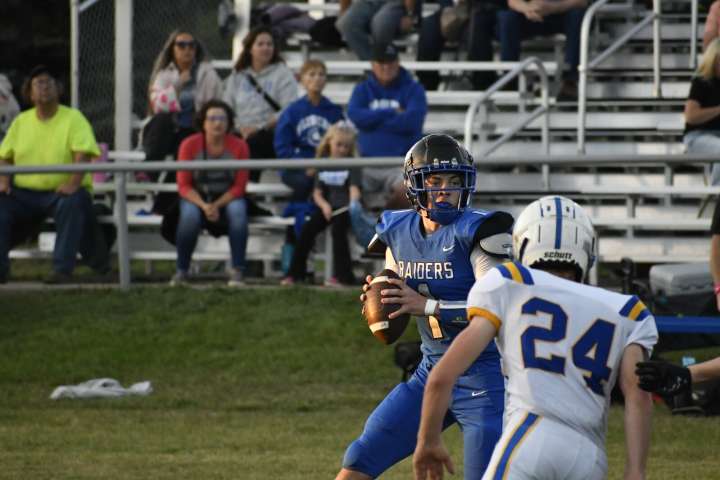 Christensen leads Raiders past Buccaneers in third straight win