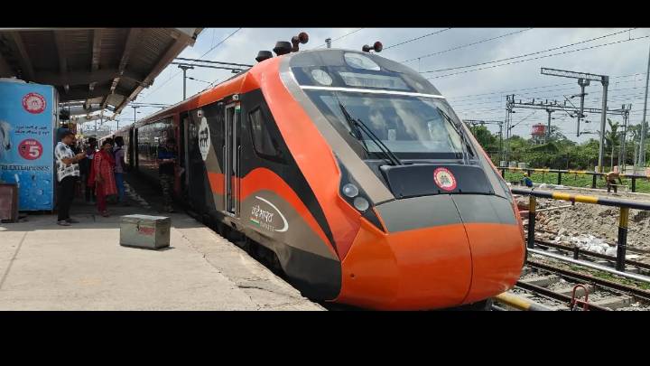 Railways to run Patna New Delhi Festival Special Vande Bharat Train