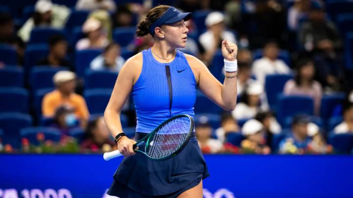 Amanda Anisimova admits to post-US Open mistake despite easy win over Coco Gauff