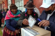 Comicios en Bolivia, con normalidad y baja concurrencia: árbitro electoral