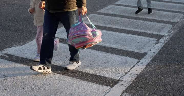 Warren School parents and staff help get school zone changes in the county