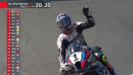 La cautela le da Razgatlioglu su tercer mundial de Superbike y se gana el respeto de Bulega