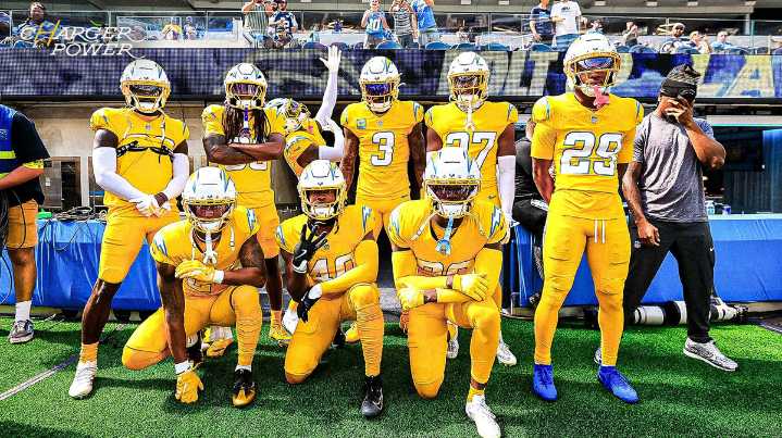 Indy trolls Chargers’ bright yellow jerseys with epic Minions post