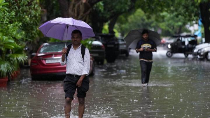 IMD Issues Red Alert For Extremely Heavy Rainfall In Bihar Tomorrow