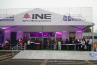 Desbandada en el INE; casi mil piden retiro voluntario