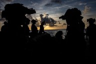 "No podéis vernos, pero nosotros sí a ustedes", la advertencia de los marines en el mar Caribe