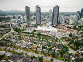 Vancouver's real estate industry concerned about thousands of unsold condos sitting empty