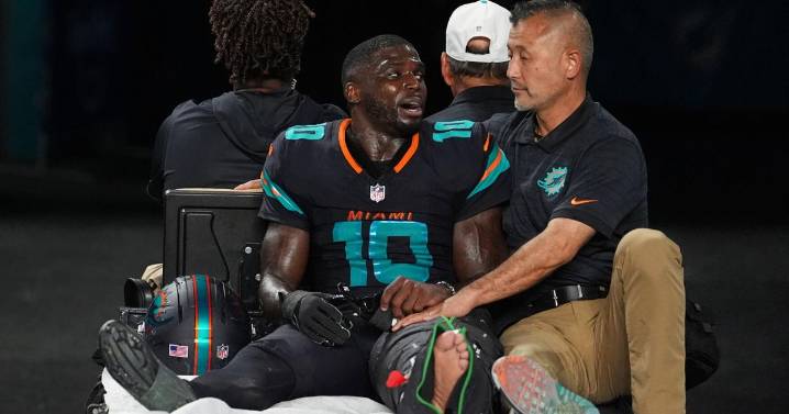 What NFL fans think about the league's efforts to reduce injuries, according to a new poll