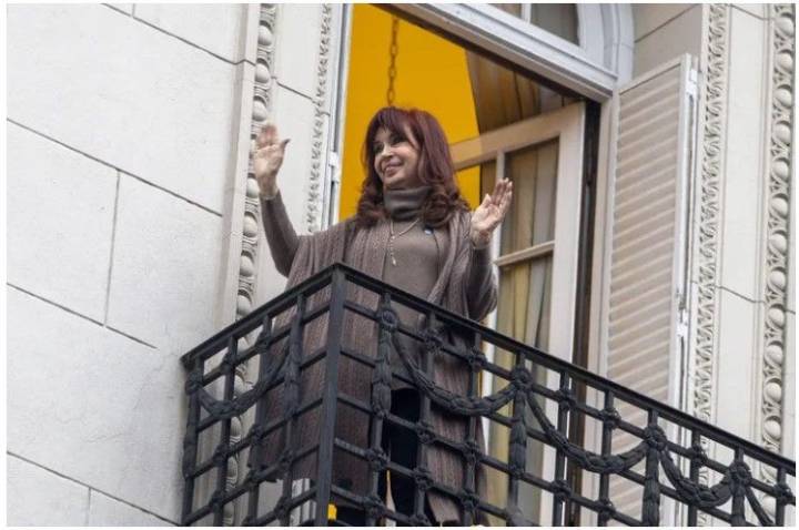 Nuevo revés judicial para Cristina Kirchner: rechazaron su sobreseimiento en la causa por los escritos de Oscar Centeno