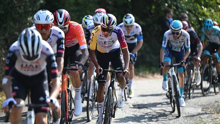 Egan Bernal no le baja y volvió a brillar: clasificación general de la Gran Piemonte 2025