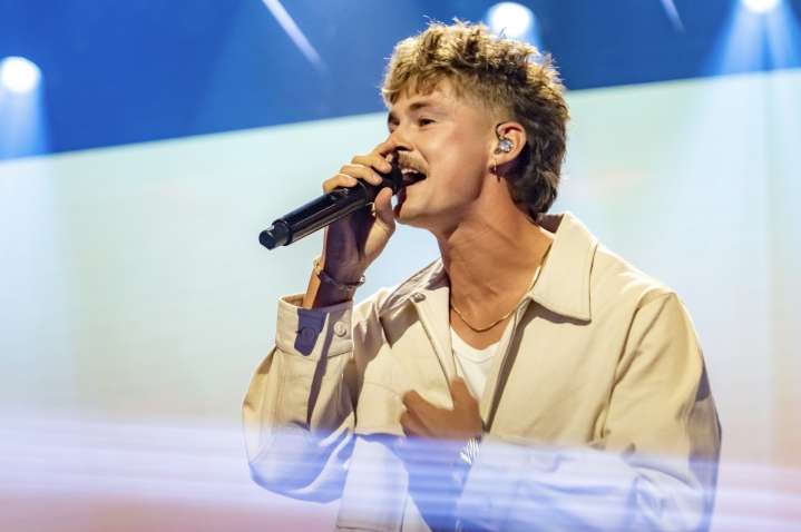 El cantante Forrest Frank ya no asistirá a entregas de premios: "Nuestra salvación es el trofeo"