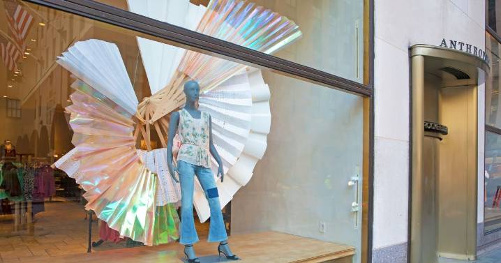 Famous US shop to open three stores in UK 'within weeks'