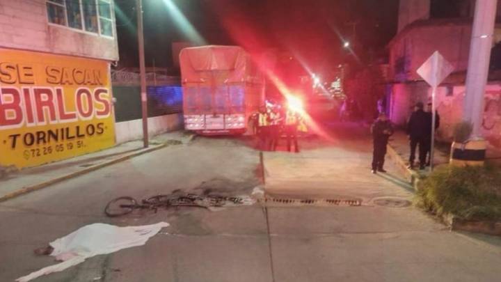 Muere ciclista en carretera mortal; el conductor escapó evidenciando el abandono de las vialidades estatales
