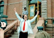 Renowned journalist Hunter S. Thompson's death under review 20 years later at widow's suggestion