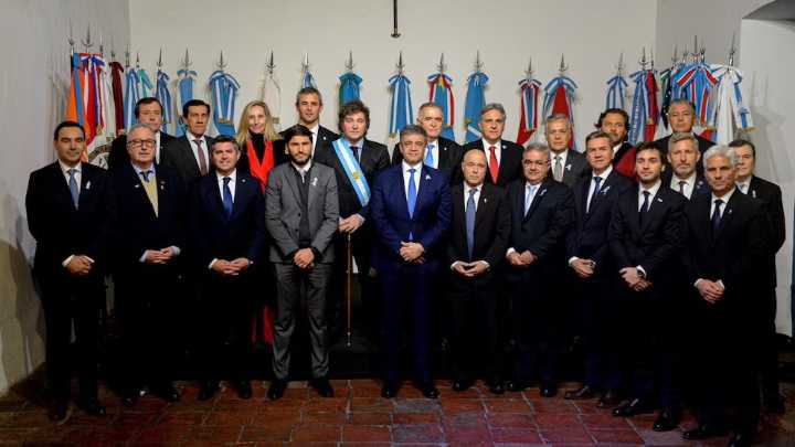 Comenzaron a llegar los gobernadores a Casa Rosada para la reunión con Milei