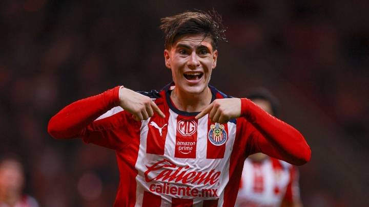 Chivas vence a Mazatlán y logra tercera victoria consecutiva