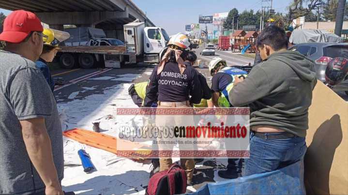 TRÁILER CHOCO CONTRA UNA CAMIONETA EN OCOYOACAC; HAY TRÁFICO Y UN HERIDO DE GRAVEDAD