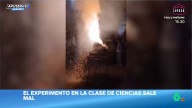 El experimento de la clase de ciencias sale mal: el terrorífico vídeo viral del volcán que explota en la escuela