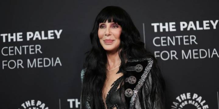“Simplemente lo disfruto”: la fórmula de Cher a los 79 años para entrenar cinco veces por semana