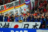 FOTOS. El viral gesto de los hinchas de Japón en el Estadio Nacional tras la victoria ante Chile por el Mundial Sub 20